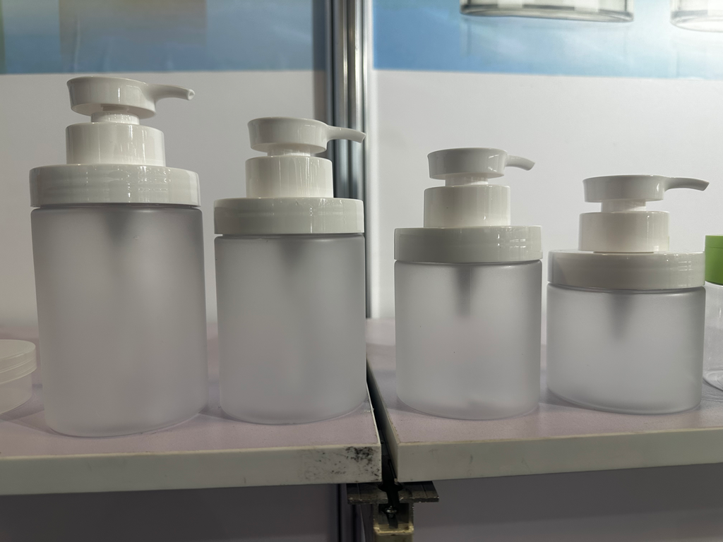 PET Jar with Pump Family.png